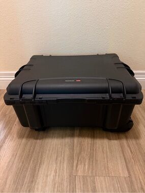 NANUK 955 Black Hard Case - Protective Equipment Case